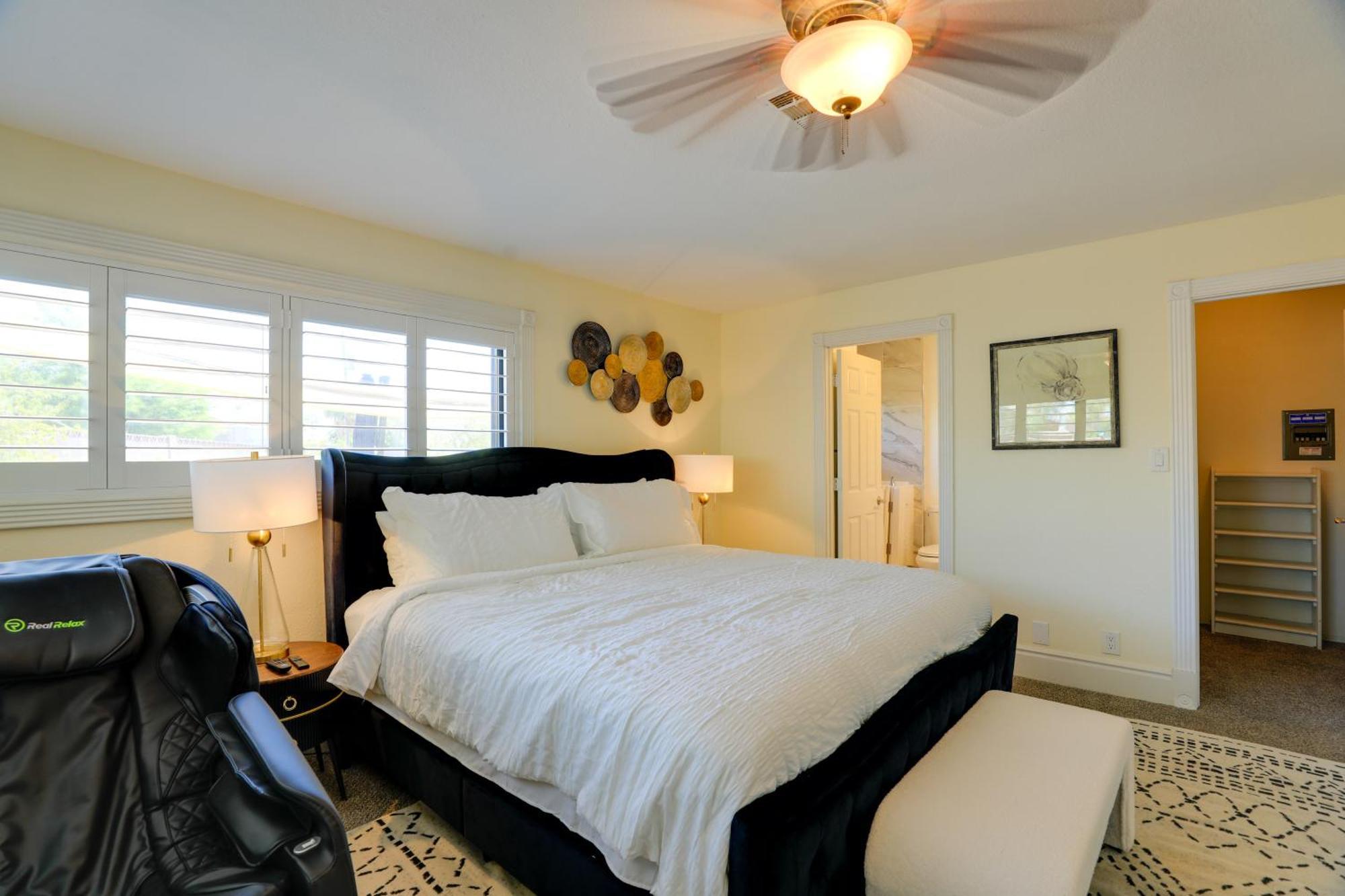 Spacious Vegas Getaway With Private Pool And Spa! Holiday home *